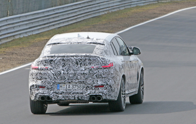 「注目は新開発の「S58」エンジン。新型BMW X4の高性能モデル「M」がニュルへ」の13枚目の画像