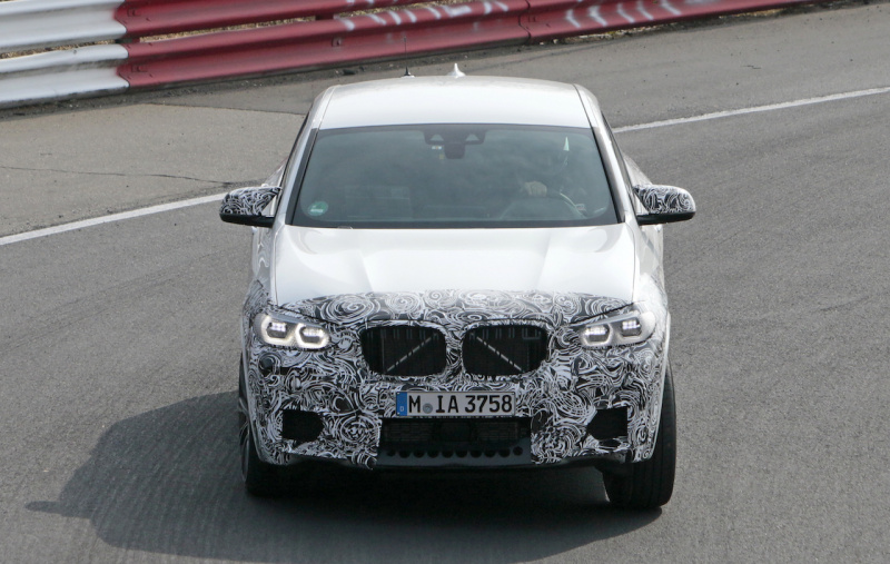 「注目は新開発の「S58」エンジン。新型BMW X4の高性能モデル「M」がニュルへ」の3枚目の画像