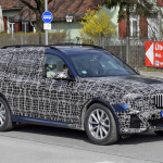 「デビューは11月か？ BMW新型SUV「X7」のデジタルコックピットを激写！」の10枚目の画像ギャラリーへのリンク