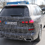 デビューは11月か？ BMW新型SUV「X7」のデジタルコックピットを激写！ - BMW X7 Inside Out 7