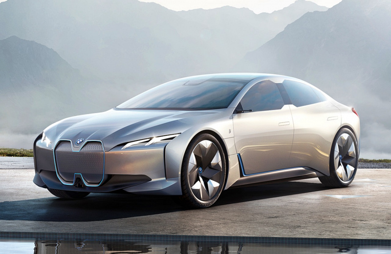 「BMWの流麗EVクーペ「i4」、第5世代「eDrive」テクノロジー投入で最大航続距離が700kmに」の3枚目の画像