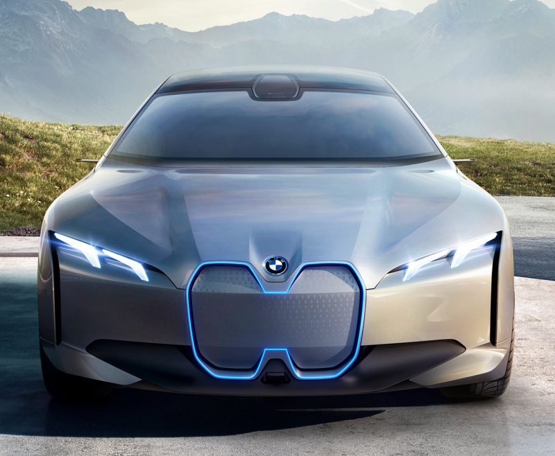 「BMWの流麗EVクーペ「i4」、第5世代「eDrive」テクノロジー投入で最大航続距離が700kmに」の4枚目の画像