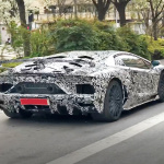 「イオタ」の名称が復活!? ランボルギーニ・アヴェンタドールSV後継モデルをスクープ - Lamborghini Aventador SV Jota 5