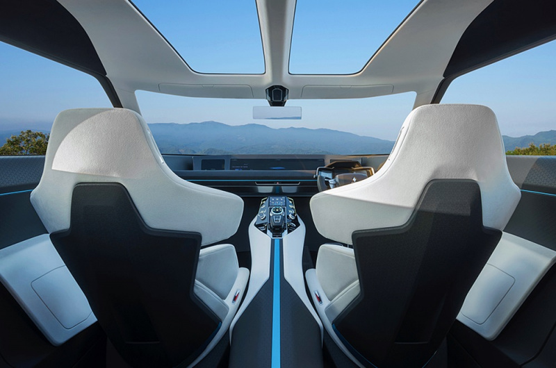 「三菱自動車がSUV版の「ランエボ EV」を出展へ【北京国際モーターショー2018】」の2枚目の画像