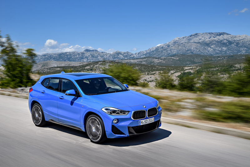 「【新車】BMW X2は1550mm以下の立体駐車場に入る日本でもヒット確実!?」の22枚目の画像