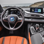 【新車】BMW i8がマイナーチェンジ。システム出力をアップし、オープンモデルの「i8ロードスター」を追加 - P90285395_highRes_the-new-bmw-i8-roads