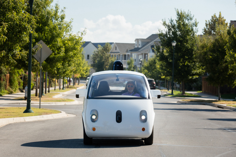 「Google系のウェイモ社が2万台の自動運転タクシー投入目指し、英ジャガーと提携」の8枚目の画像