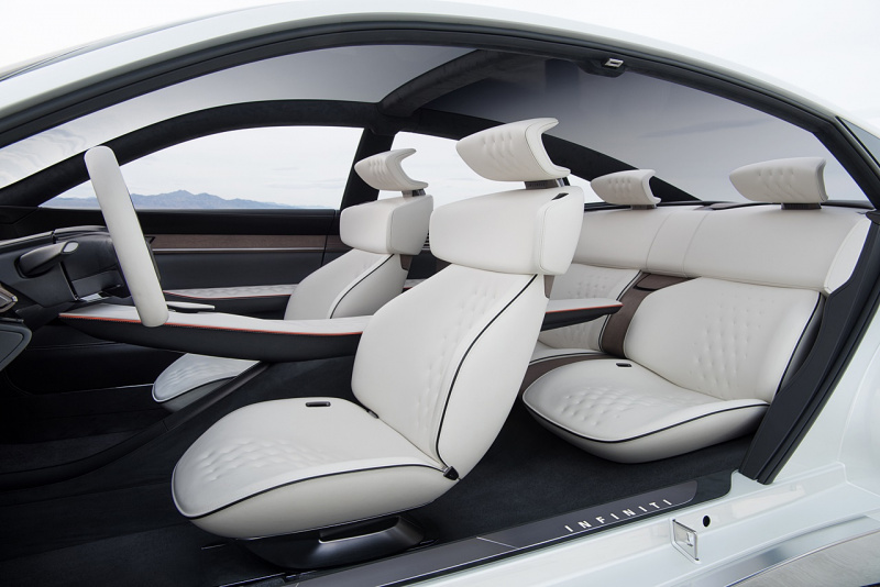 「インフィニティのコンセプトカー「Qインスピレーション」は市販EVのベースを担う【北京モーターショー2018】」の5枚目の画像