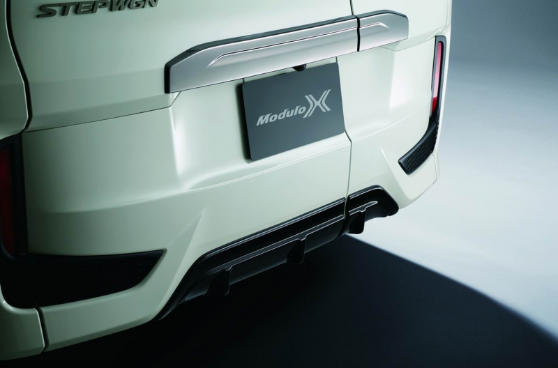 「【新車】ホンダ・ステップワゴンのコンプリートカー「モデューロX」が進化。ナビゲーション装備を充実化」の3枚目の画像