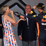 「「アルベール大公に○○をさしあげなさい」。愛されキャラのリカルドがモナコGPの表彰式で伝説を作った！【2018年F1第6戦モナコGP】」の7枚目の画像ギャラリーへのリンク