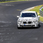 発売は2019年。BMW・7シリーズ改良型、新しいテールライトを灯してニュルを激走 - BMW 7series Facelift (1)