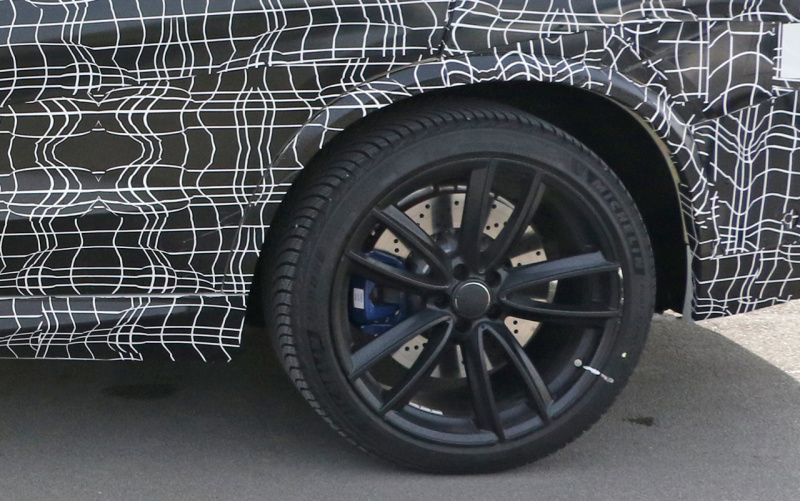 「次期BMW・X5のハイパフォーマンスモデル「X5M」は、最高出力600ps・0-100km/h3.9秒の俊足を発揮」の10枚目の画像