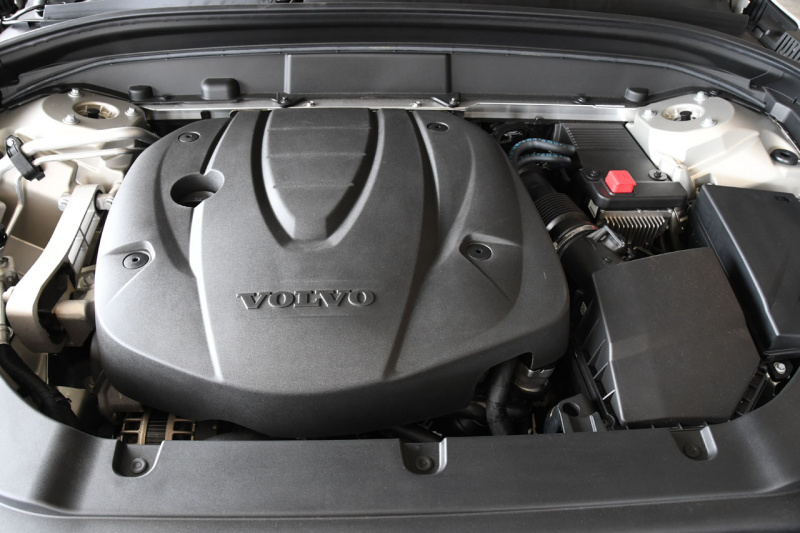 「【ボルボ・XC60 D4 AWD 試乗】XC60の良さを引き出すディーゼルエンジンの特性と4WD」の6枚目の画像