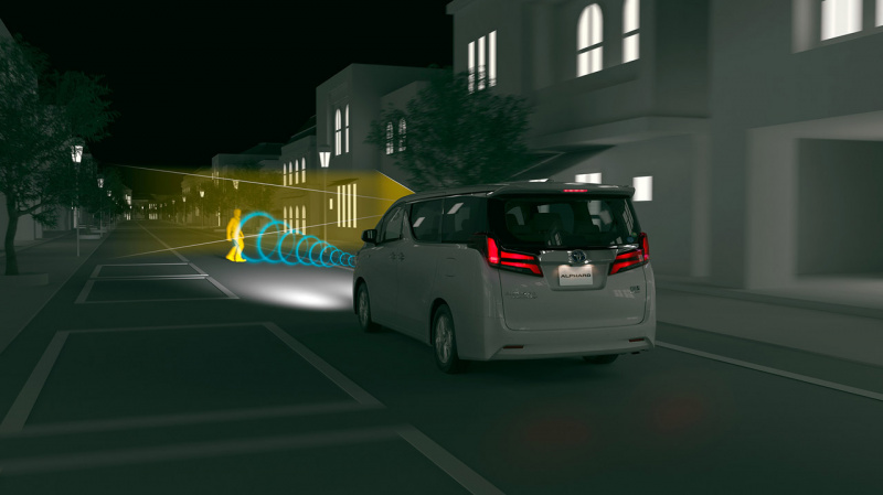 「【Toyota Safety Senseテスト】過信は禁物とはいえ夜間の交通事故をも減らせる待望の予防安全システムの実力」の6枚目の画像