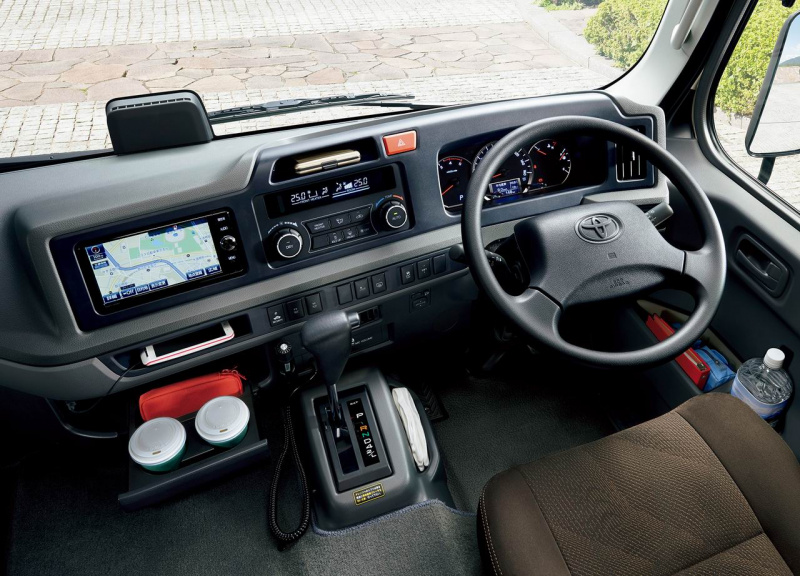 「【新車】トヨタのマイクロバス「コースター」に先進安全機能を標準装備」の4枚目の画像