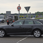 アウディ・A4は新しいフロントマスクで新型・BMW 3シリーズに対抗!? - Audi A4 Facelift 8