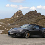 これぞインスタ映え!? ポルシェ・911 スピードスターコンセプト、スペインの絶景に姿をみせる - Porsche 911 Speedster 5