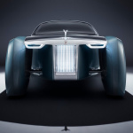 「V12が消える!? ロールス・ロイスが「EVメーカー」になる日」の2枚目の画像ギャラリーへのリンク
