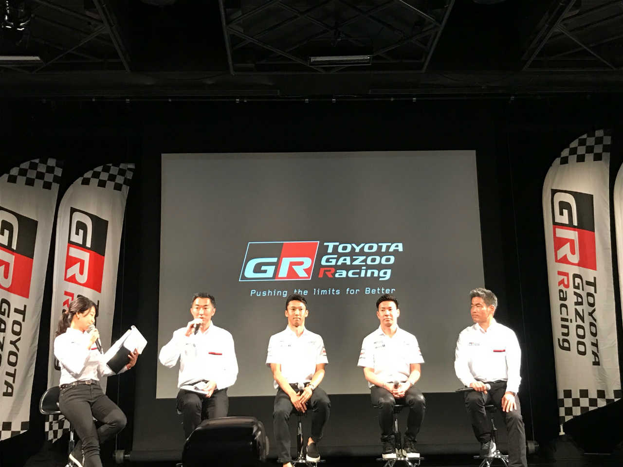 なぜトヨタはポルシェに勝てないのか トヨタ ガズー レーシングwecル マン24時間耐久レースへの挑戦 Clicccar Com