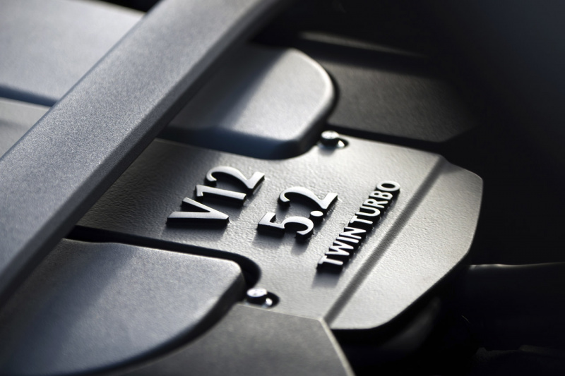 「【中古車】V12エンジンへの敬意の表れか？　先代トヨタ・センチュリーが値上がり傾向」の5枚目の画像