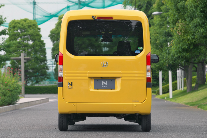 「【新車速報】ホンダ「N-VAN」が7月13日から発売　ジュラルミンのスーツケースをモチーフとした外観で機能美と安心感を表現」の5枚目の画像