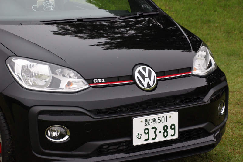 「【新車試乗】VW・up! GTIは理想的なホットハッチ!?　刺激的な走りと乗り心地を両立」の3枚目の画像