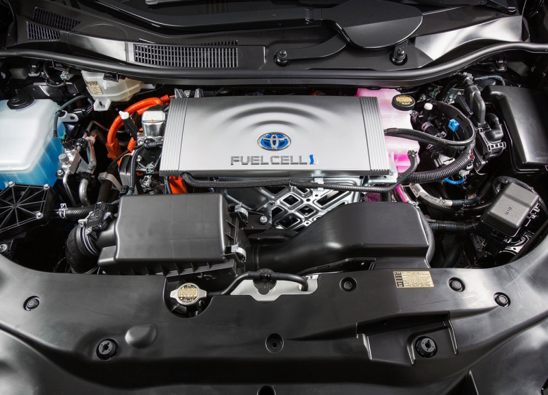 「EVブームのなか、トヨタがFCV（燃料電池車）の開発を拡充する訳とは？」の2枚目の画像