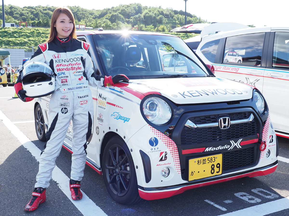 画像 現役moduloレースクイーンがサーキットレースデビュー 安藤麻貴さんがn Oneオーナーズカップに出場 Clicccar Com