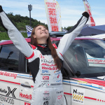 「現役レースクイーンのデビューレースは壮絶バトル!?　安藤麻貴さん、予選を突破して見事完走」の13枚目の画像ギャラリーへのリンク
