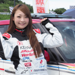 「現役レースクイーンのデビューレースは壮絶バトル!?　安藤麻貴さん、予選を突破して見事完走」の14枚目の画像ギャラリーへのリンク