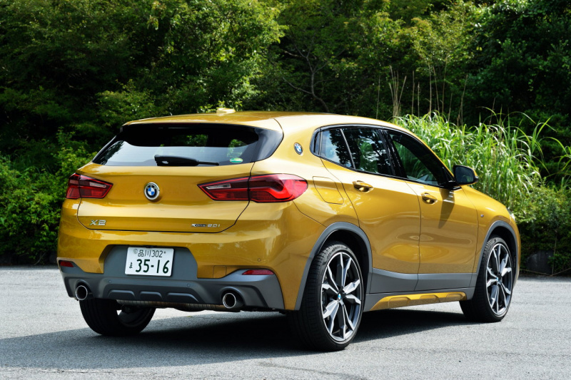 「【BMW X2試乗】クーペ風クロスオーバーSUVでも居住性、積載性に抜かりなし」の3枚目の画像