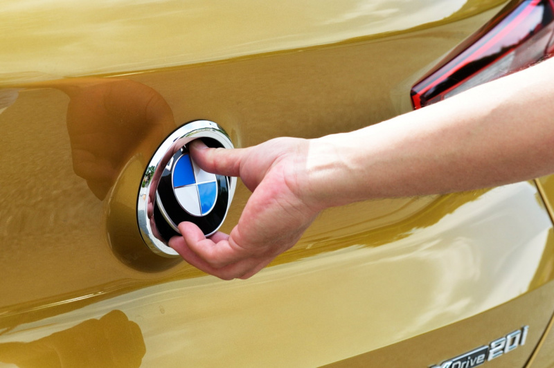 「【新車】トレンドに則って!?　BMW X2のエクステリアは従来の「SAC」とは一線を画すキャラクター」の5枚目の画像