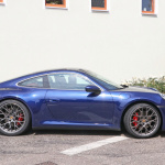 ポルシェ・911新型、ついに全てが明かされる。フルヌード姿をスクープ - Porsche 911 - 992 8