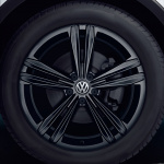 【新車】ディーゼル導入特別仕様車「ティグアン TDI 4モーション R-ライン ブラック・スタイル」が登場 - VW_4