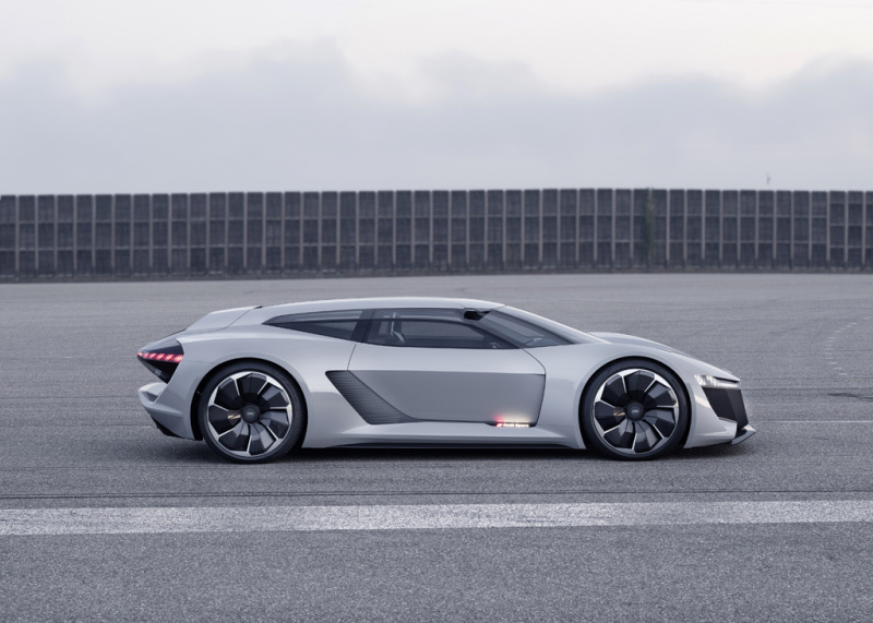 「【新車】全個体電池を採用した「アウディPB18 e-tron」の0-100km/h加速は2秒未満」の33枚目の画像