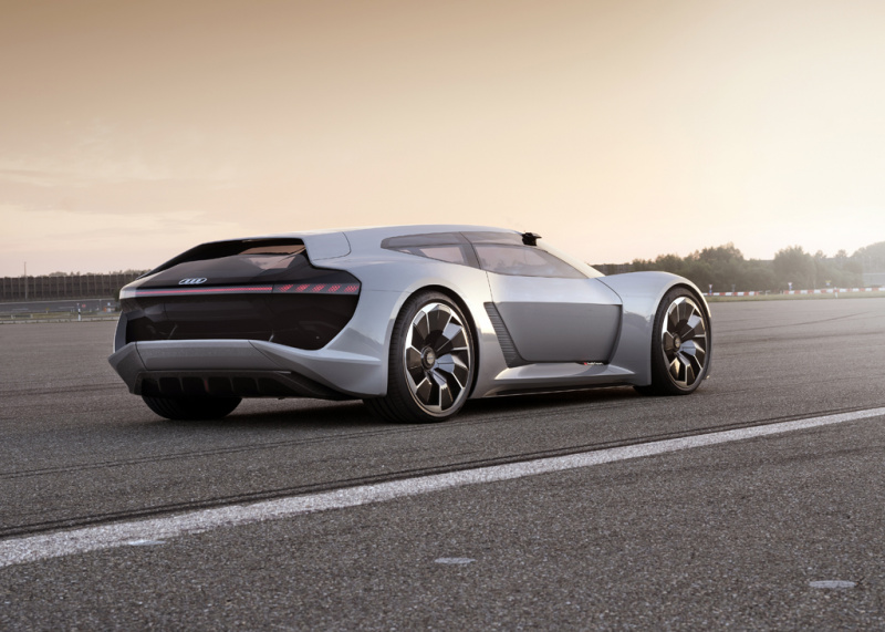 「【新車】全個体電池を採用した「アウディPB18 e-tron」の0-100km/h加速は2秒未満」の30枚目の画像