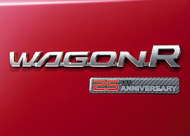 「軽自動車の歴史を変えた「スズキ・ワゴンR」が登場25周年。おトクな特別仕様車が発売」の4枚目の画像