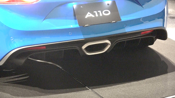 「【アルピーヌ A110 量販モデル発表】総アルミボディにミッドシップエンジンのピュアスポーツでも、トランクは前後2ヵ所で実用的」の12枚目の画像