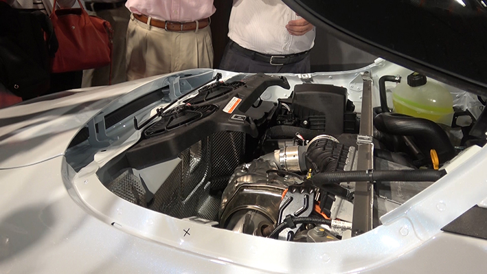 「【アルピーヌ A110 量販モデル発表】総アルミボディにミッドシップエンジンのピュアスポーツでも、トランクは前後2ヵ所で実用的」の7枚目の画像