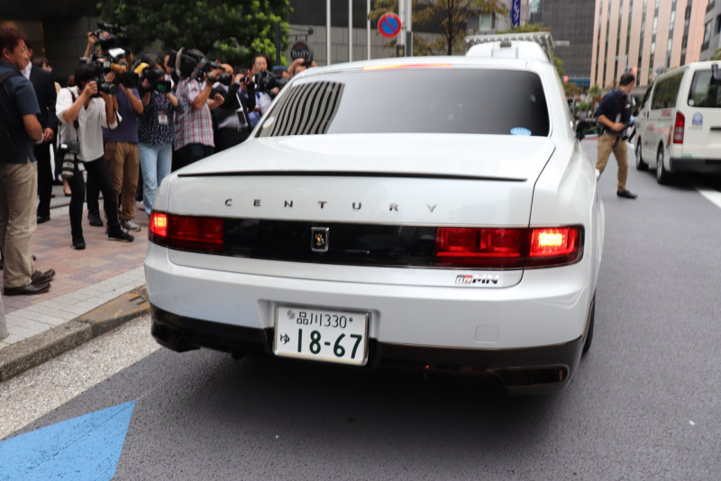 「豊田章男社長の愛車は「トヨタ・センチュリーGRMN」！ 特注のチューニングモデルで東京モーターフェス2018に登場か？」の26枚目の画像