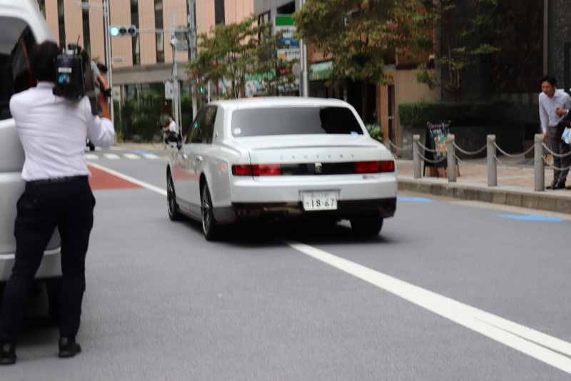 「豊田章男社長の愛車は「トヨタ・センチュリーGRMN」！ 特注のチューニングモデルで東京モーターフェス2018に登場か？」の34枚目の画像