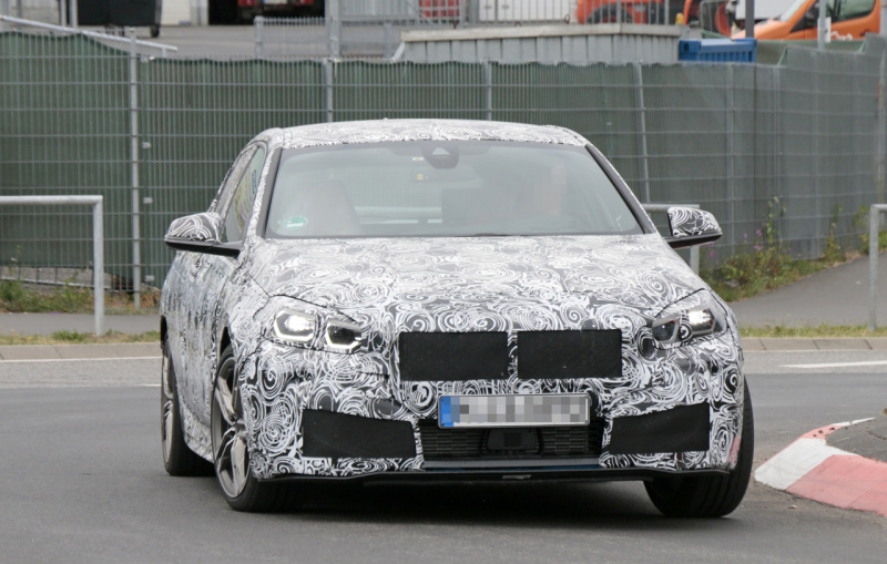 「BMW・1シリーズ次期型をスクープ！「M」には340馬力の直4ターボを搭載？」の2枚目の画像