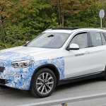 「X3とは違うモデル！ BMW初のEVクロスオーバー「iX3」市販型はオリジナルフェイスを採用」の5枚目の画像ギャラリーへのリンク