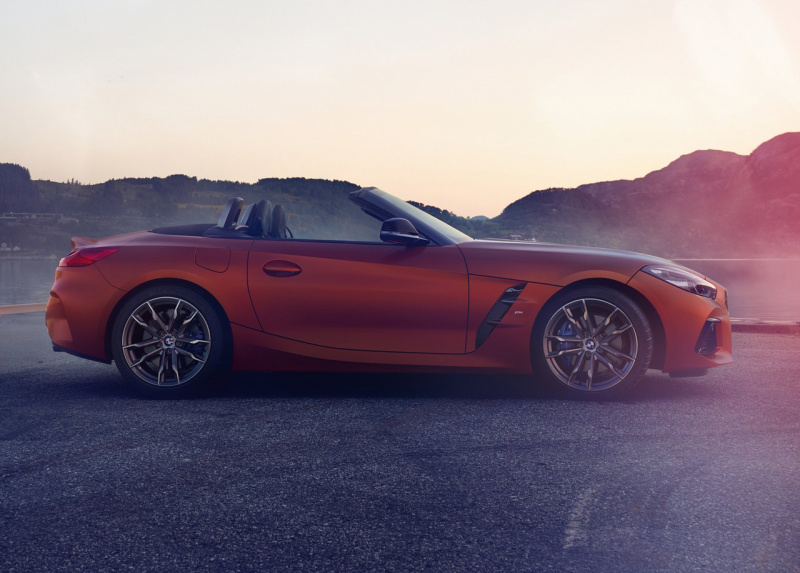 「BMW「スープラ」発売!? BMW・Z4の高性能モデルM40iにクーペが設定？」の4枚目の画像