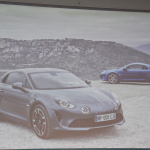 「【新車】新型アルピーヌ A110に用意される2モデル、「ピュア」と「リネージ」の装備の違いは？」の2枚目の画像ギャラリーへのリンク