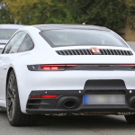 新型ポルシェ・911、今度はホワイトカラー出現。アクティブシャッターと新開発ブレーキを発見 - Porsche 911 (8)