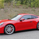 「正式公開直前のポルシェ・新型911、今度は赤い「S」をフルヌード状態でキャッチ」の17枚目の画像ギャラリーへのリンク