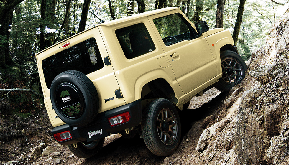 Suzuki Jimny 画像 納車1年待ちのスズキ ジムニー と ジムニー シエラ 選ぶならどっち Clicccar Com