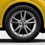 【新車】アウディ・Q2が一部改良。ベーシックモデルにも最新の衝突被害軽減ブレーキを搭載 - https___www.audi-press.jp_press-releases_2018_09_075_Photo04_Audi_Q2_Sline_Wheel_my19_s