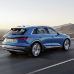 【新車】電動化を推進するアウディが「e-tron」を世界初公開。2025年までに約1/3を電動化車両に - Audi e-tron
